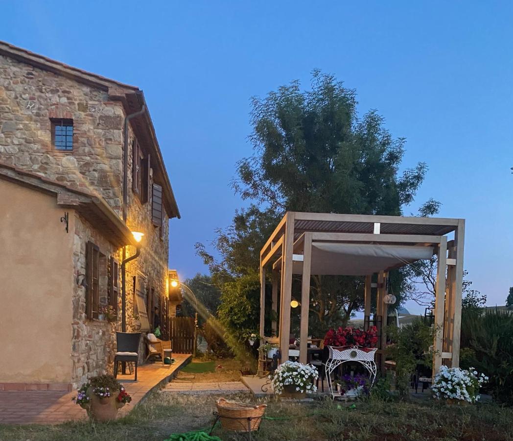 Bed And Breakfast Casale Del Sole Castellina Marittima Eksteriør bilde